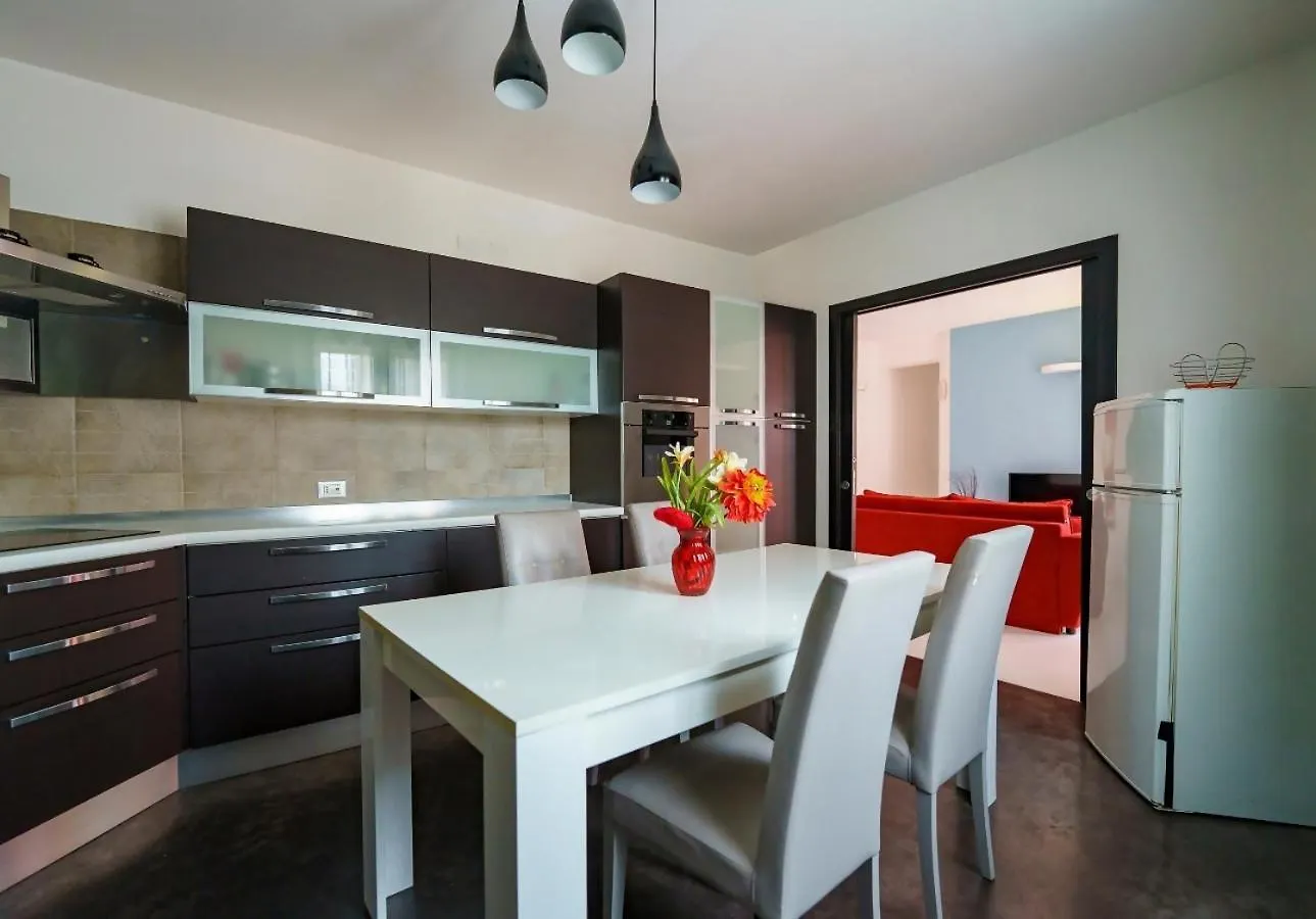 Guest Friends Apartment Trapani