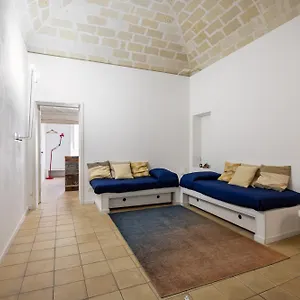 Semplice Bnb Design Ciotta Trapani