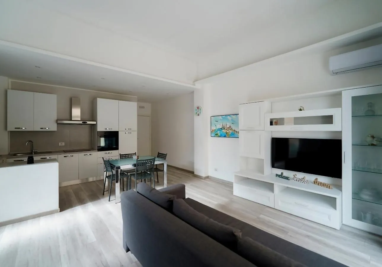 Appartamento Guest Friends Trapani 0*,  Italia