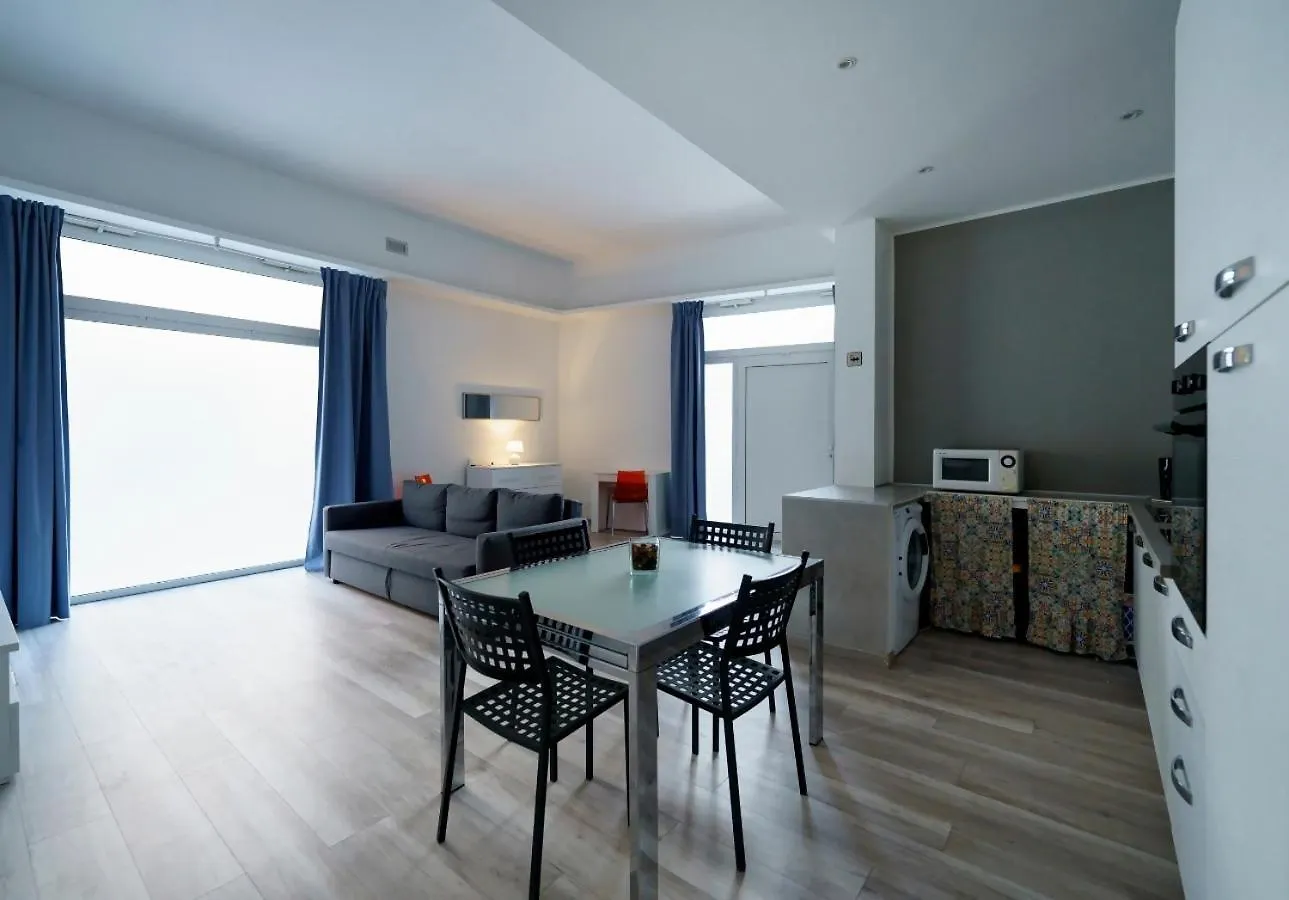 Appartamento Guest Friends Trapani 0*,  Italia